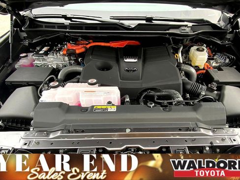 New 2026 Toyota Sequoia Platinum image 14