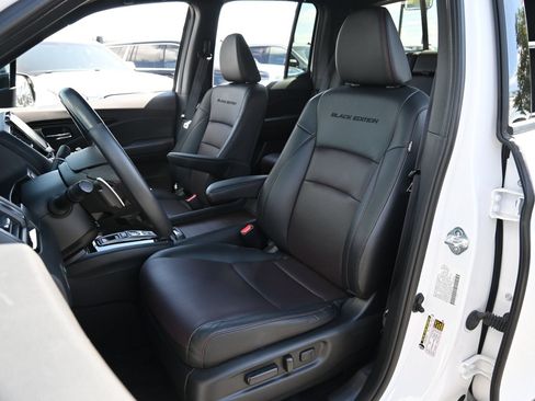 Used 2023 Honda Ridgeline Black Edition image 18
