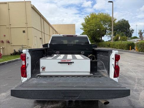 Used 2023 Chevrolet Silverado 2500 LT w/ Convenience Package AWD/4WD image 16