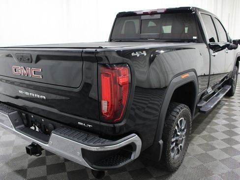 Used 2021 GMC Sierra 2500 SLT w/ SLT Preferred Package AWD/4WD image 29