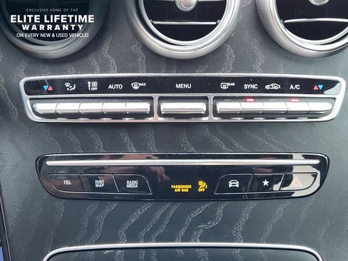 Used 2022 Mercedes-Benz GLC 300 4MATIC image 19