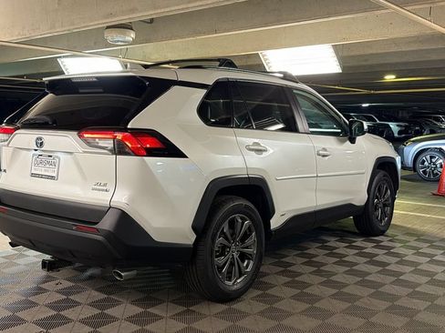 Used 2024 Toyota RAV4 XLE Premium w/ Weather Package AWD/4WD image 8