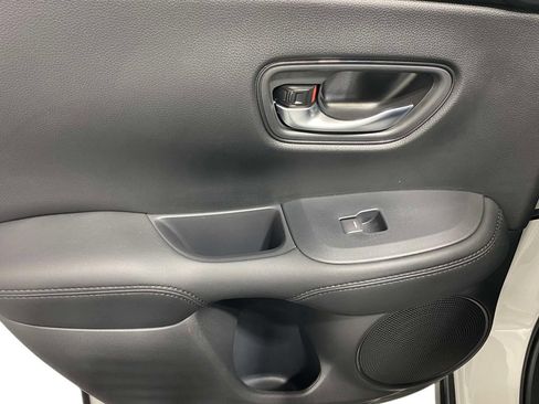 New 2026 Honda HR-V LX image 12