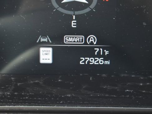 Used 2024 Kia Sportage EX AWD/4WD image 17