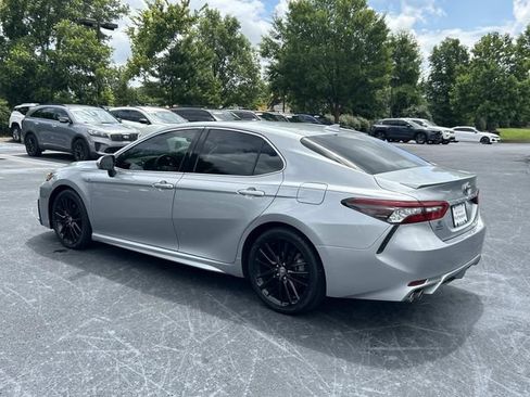 Used 2021 Toyota Camry XSE FWD image 6