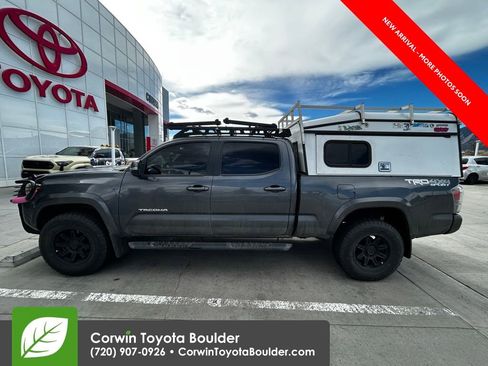 Used 2023 Toyota Tacoma TRD Sport w/ Advanced Technology Package image 4
