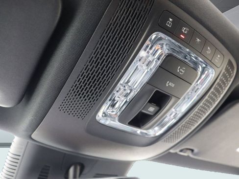 New 2025 Mercedes-Benz GLA 250 image 43