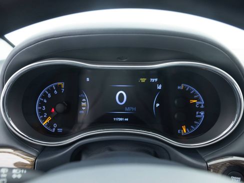 Used 2018 Jeep Grand Cherokee Summit AWD/4WD image 33