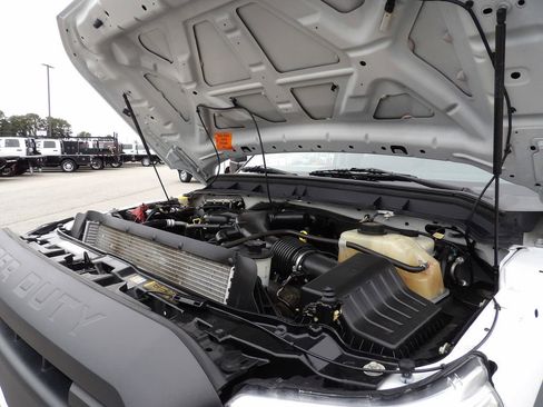 Used 2015 Ford F550 2WD Regular Cab Super Duty w/ Power Equipment Group image 36