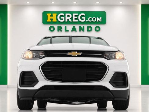 Used 2022 Chevrolet Trax LS w/ Tint and Cruise Package FWD image 7