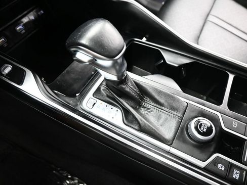 Used 2021 Kia Sorento EX image 16