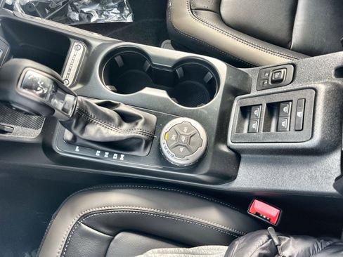 New 2025 Ford Bronco Outer Banks image 22