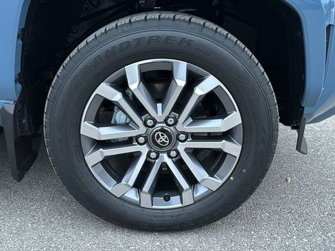 New 2026 Toyota 4Runner Limited AWD/4WD image 12