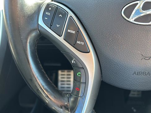 Used 2014 Hyundai Elantra GT w/ Option Group 03 image 27