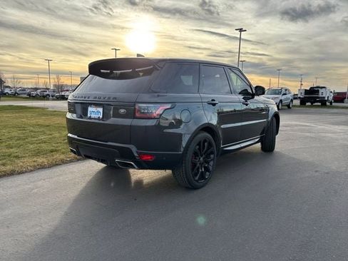 Used 2021 Land Rover Range Rover Sport HSE Dynamic image 3