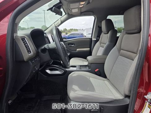 Used 2022 Nissan Frontier SV RWD image 9