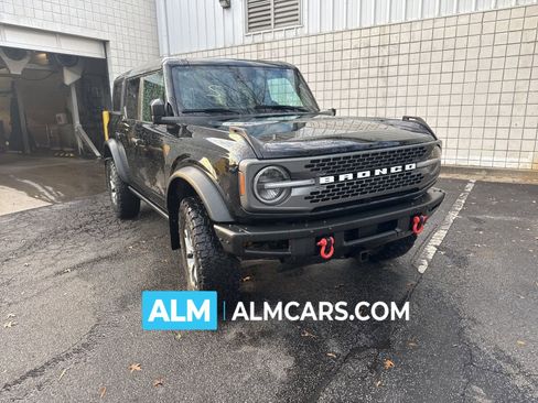 Used 2021 Ford Bronco Badlands image 1