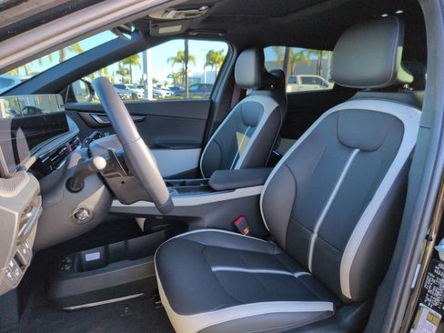 Used 2025 Kia EV6 GT-Line image 16