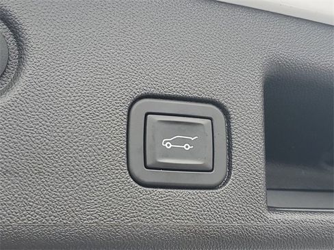 Certified 2024 Chevrolet Equinox LT image 8