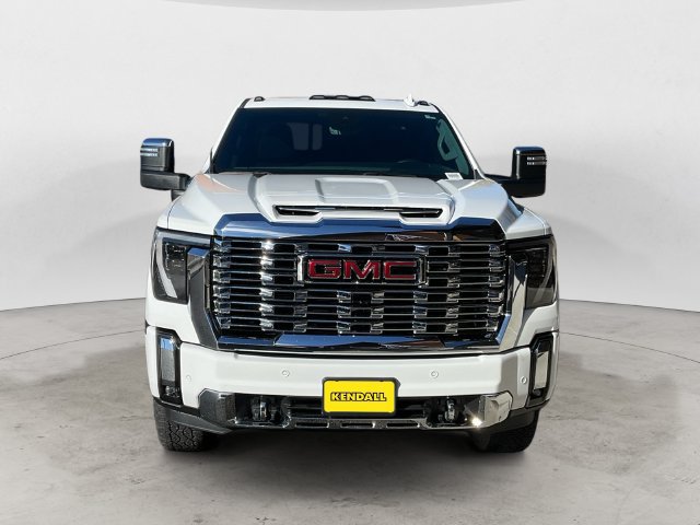 Used 2026 GMC Sierra 3500 Denali w/ Denali Reserve Package AWD/4WD image 2