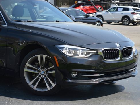 Used 2018 BMW 330i Sedan image 2