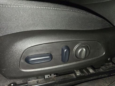 Used 2024 Chevrolet Malibu LT FWD image 12