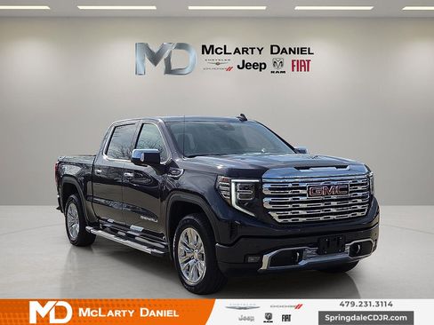 Used 2025 GMC Sierra 1500 Denali w/ Technology Package image 1