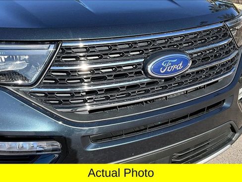 Used 2022 Ford Explorer XLT w/ Equipment Group 202A image 31