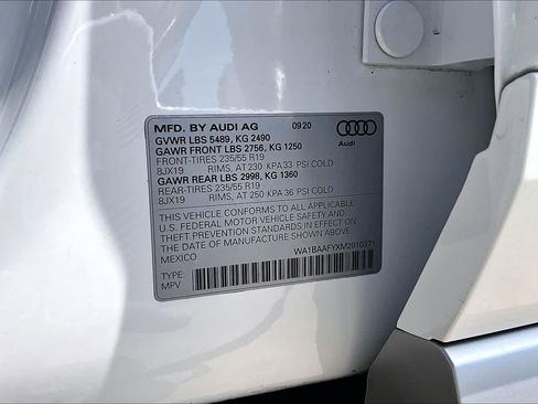 Used 2021 Audi Q5 2.0T Premium Plus w/ Premium Plus Package AWD/4WD image 37