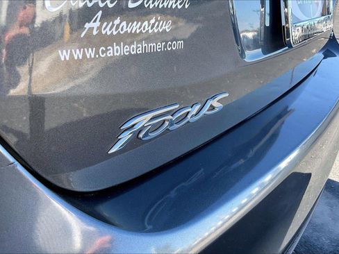 Used 2018 Ford Focus SE image 31