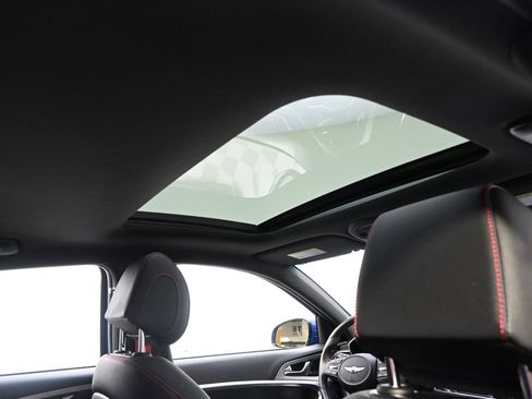 Used 2023 Genesis G70 2.0T w/ Sport Prestige Package image 17