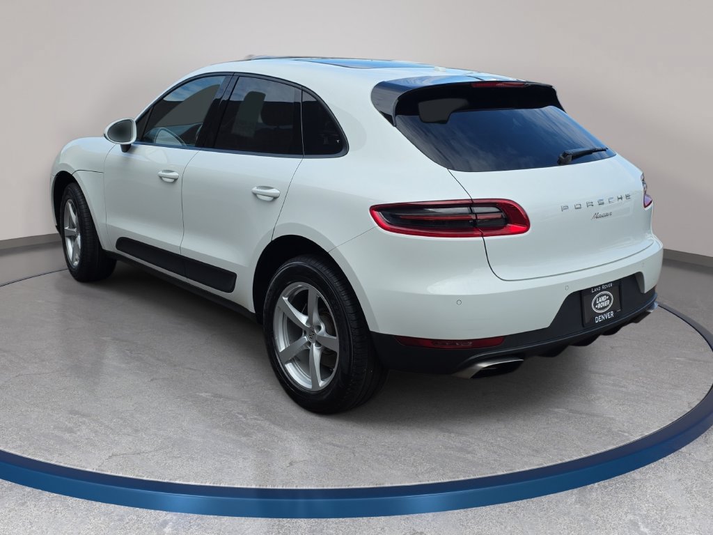 Used 2018 Porsche Macan AWD/4WD image 8