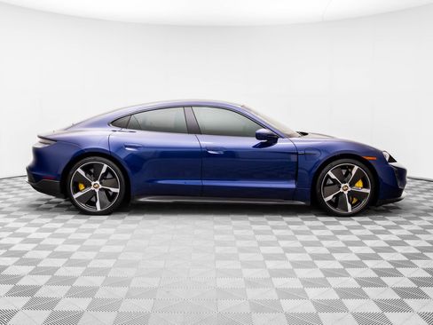 Used 2021 Porsche Taycan Turbo S image 7