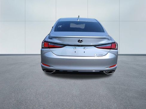 Used 2022 Lexus ES 350 F Sport FWD image 4