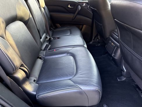 Used 2022 INFINITI QX80 Luxe w/ Cargo Package image 15