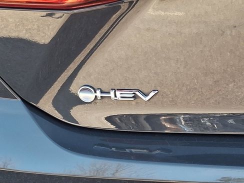 Certified 2025 Toyota Camry LE image 31