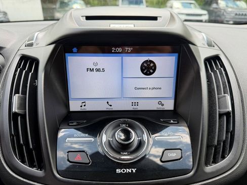 Used 2017 Ford Escape Titanium FWD image 18