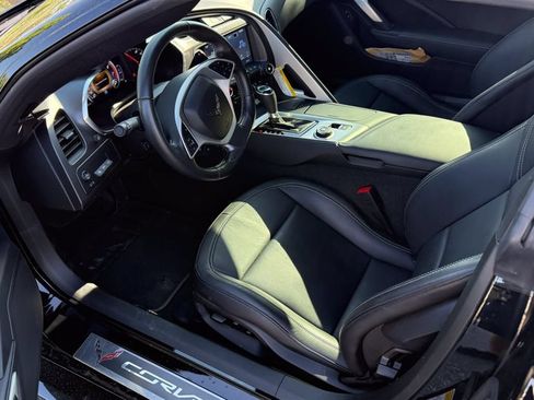 Used 2019 Chevrolet Corvette Grand Sport RWD image 3