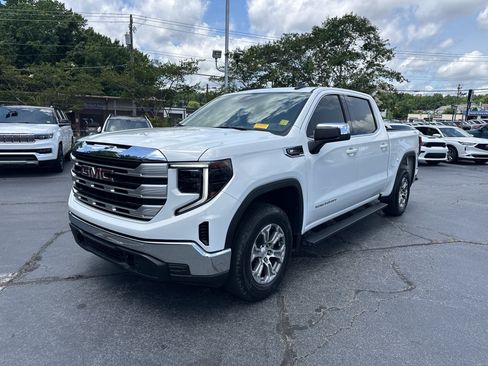 Used 2023 GMC Sierra 1500 SLE AWD/4WD image 5