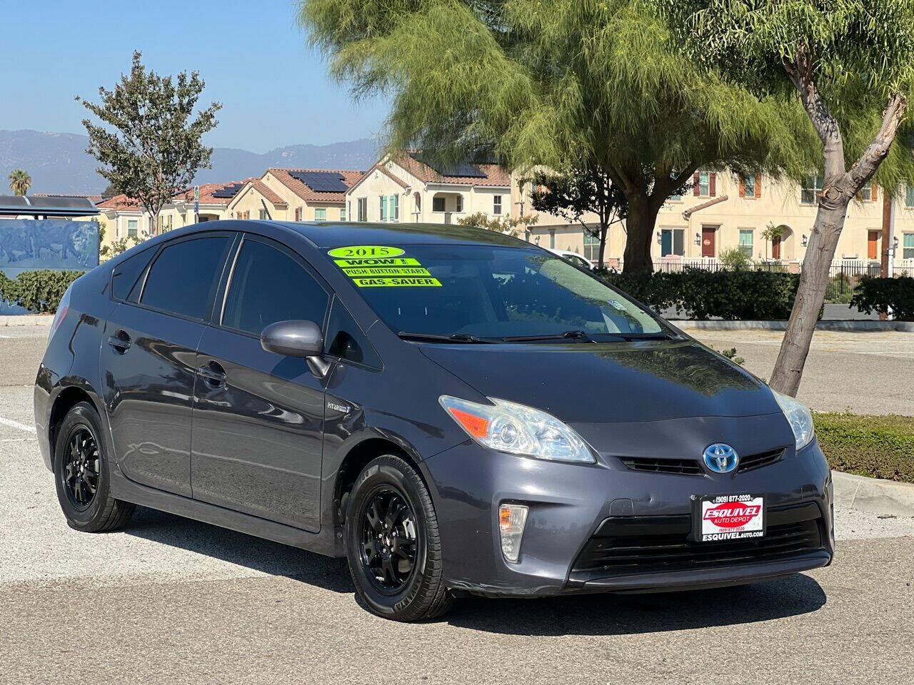 Used 2015 Toyota Prius Two FWD image 1