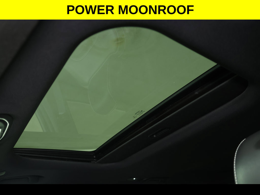 Used 2023 Jeep Grand Cherokee Altitude AWD/4WD image 3