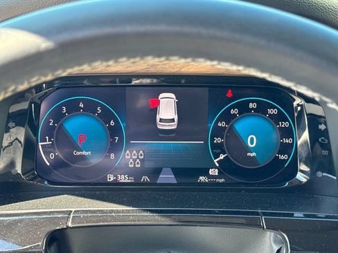 Used 2025 Volkswagen Atlas SE FWD image 17