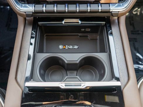 New 2026 GMC Yukon XL Denali Ultimate AWD/4WD image 31