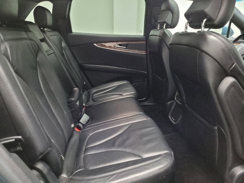 Used 2016 Lincoln MKX Select w/ Select Plus Package image 19