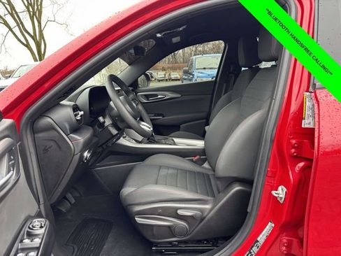 Used 2024 Dodge Hornet GT image 3