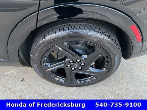 Used 2025 Chevrolet Equinox EV RS AWD/4WD image 11