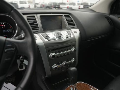 Used 2014 Nissan Murano LE w/ Platinum Edition Package image 26