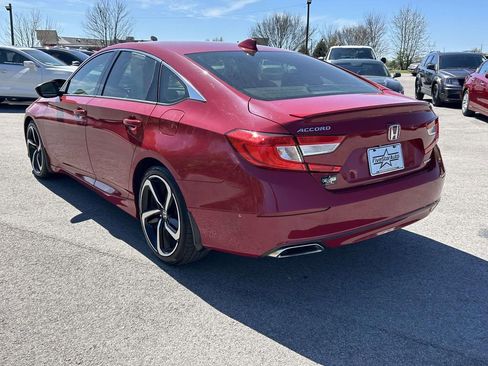 Used 2018 Honda Accord Sport image 5