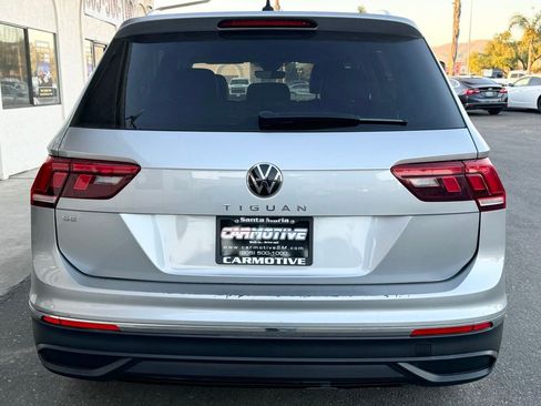 Used 2024 Volkswagen Tiguan SE image 5