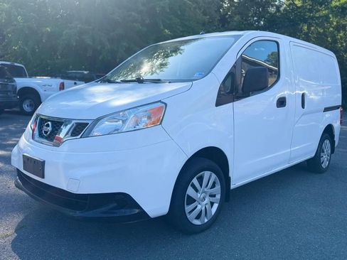 Used 2017 Nissan NV200 SV FWD image 3